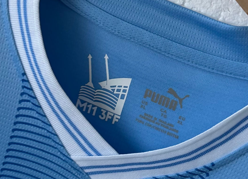 Puma x Manchester City Etihad Airways Size L - Not Original